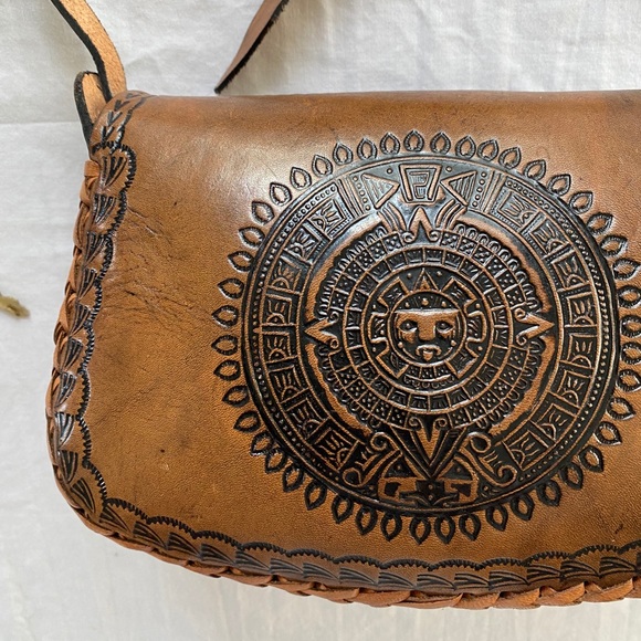 Vintage Handmade Leather Purse - Picture 4 of 4